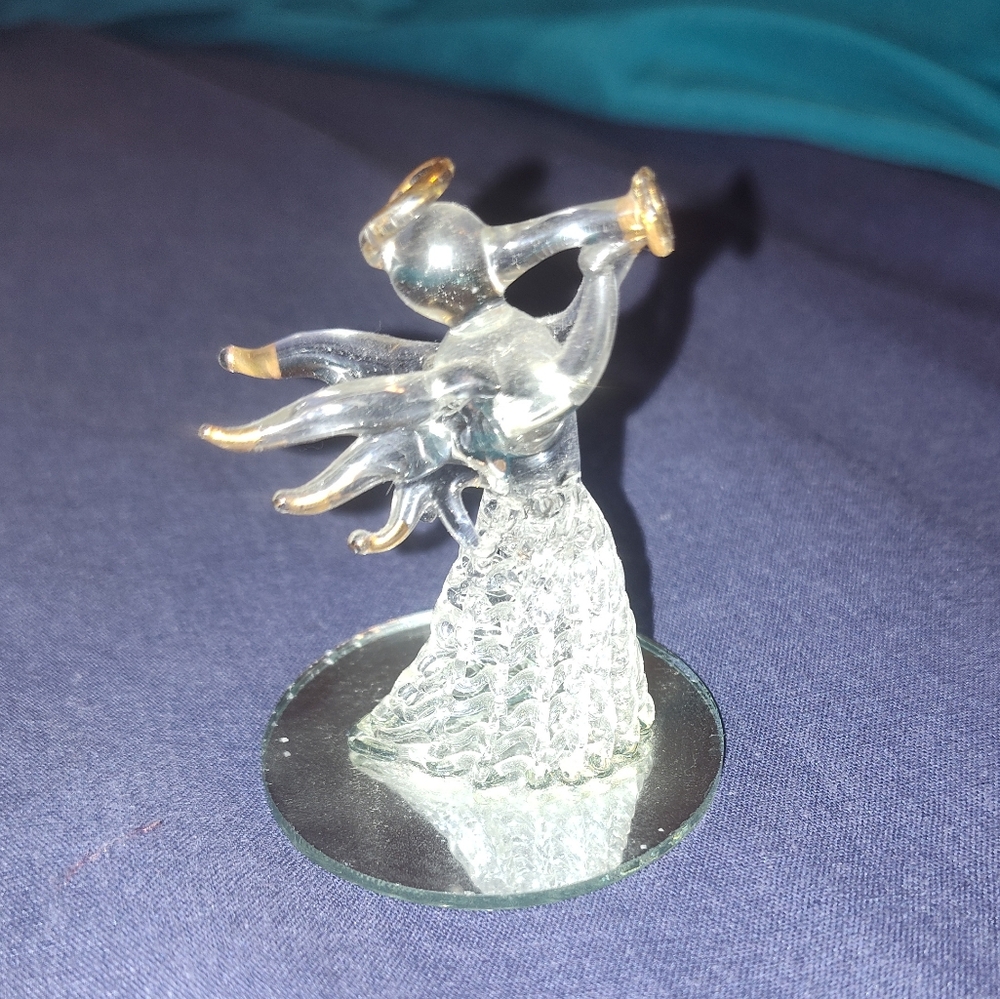 Elegant Glass Figurine with Gold Accents